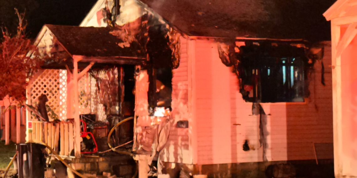 House goes up in flames near Sherman Park in Chillicothe Scioto