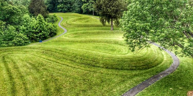 Police investigating death at Serpent Mound in Southern Ohio - Scioto ...